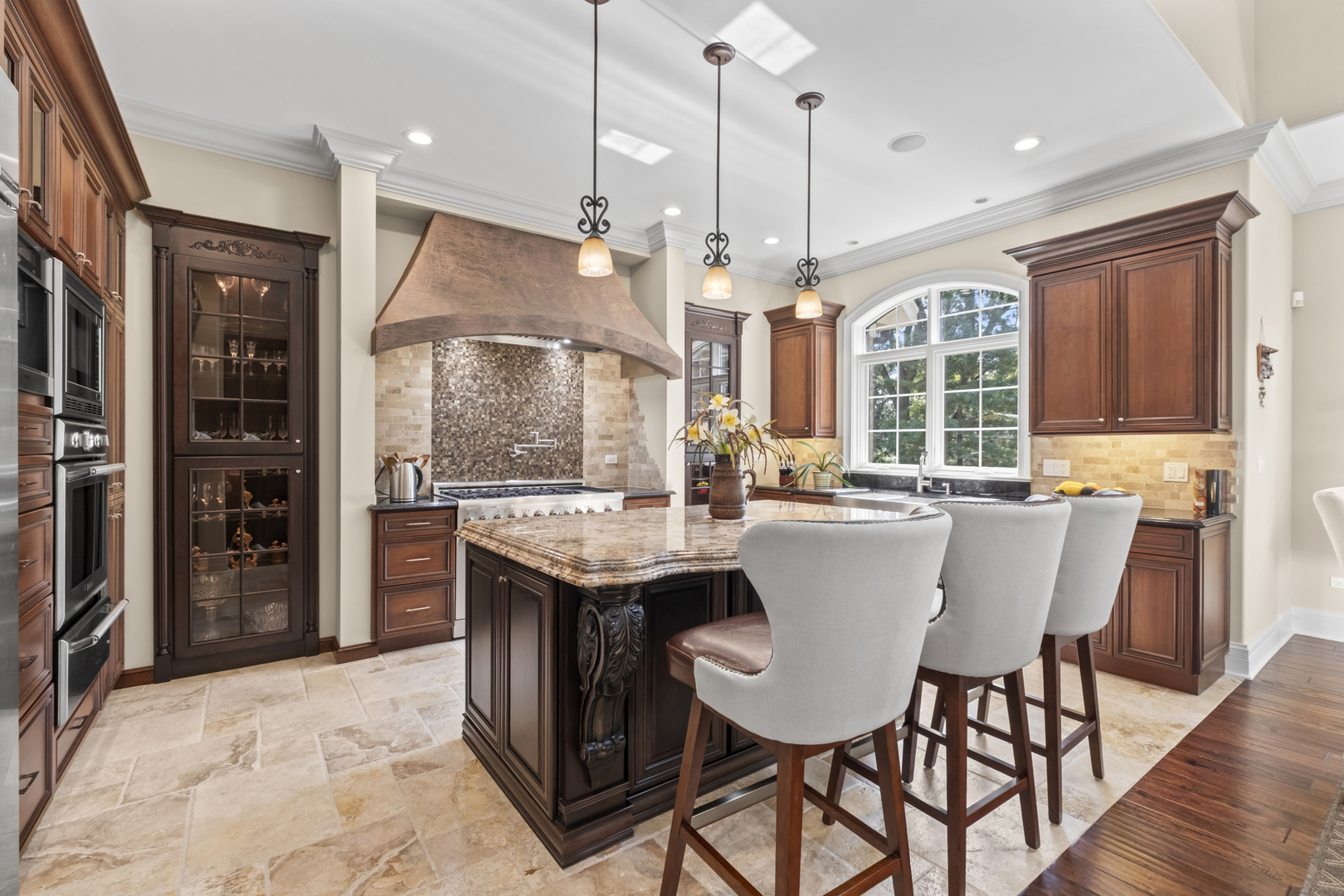 17W033 87th Street