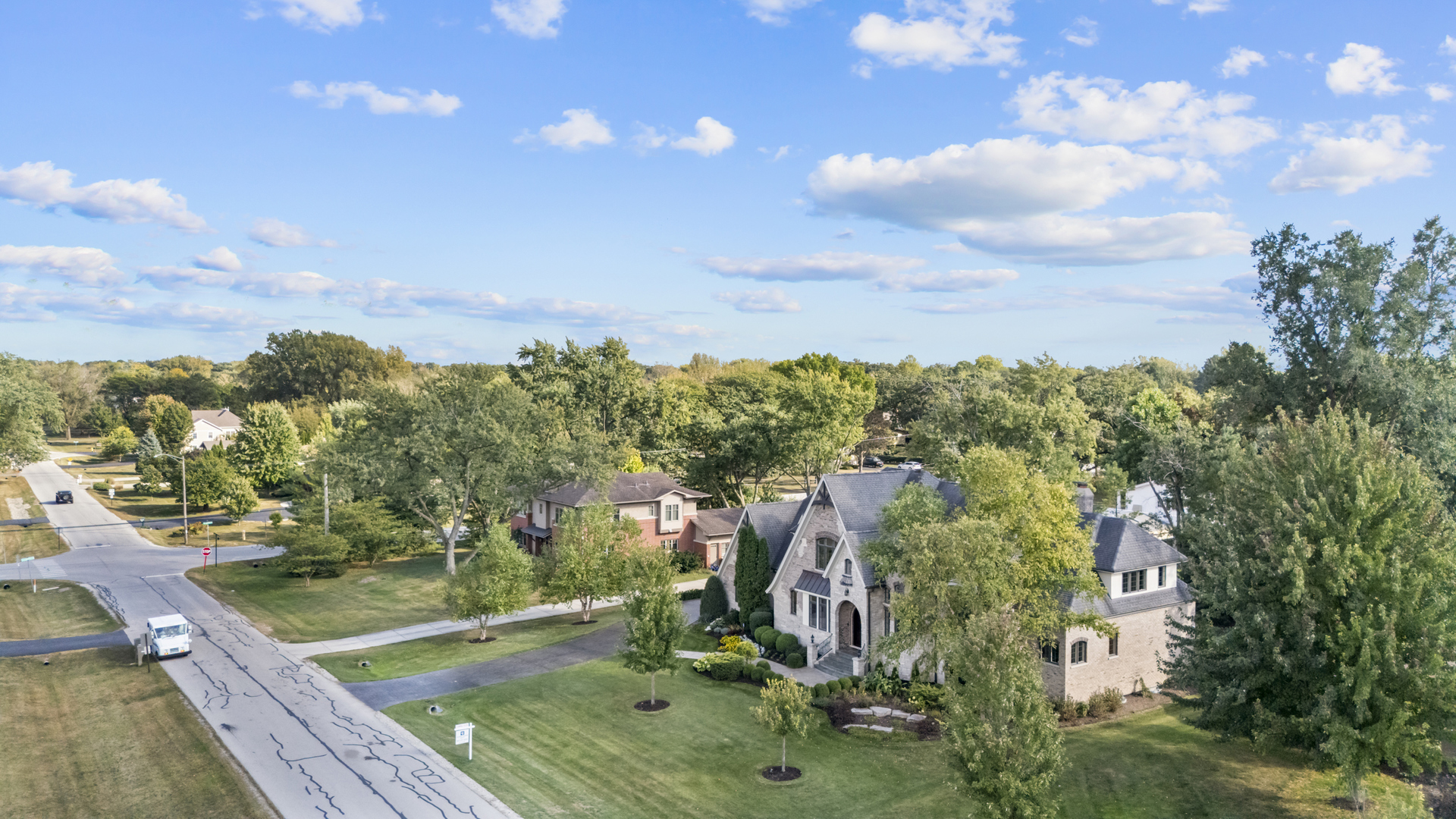 17W033 87th Street