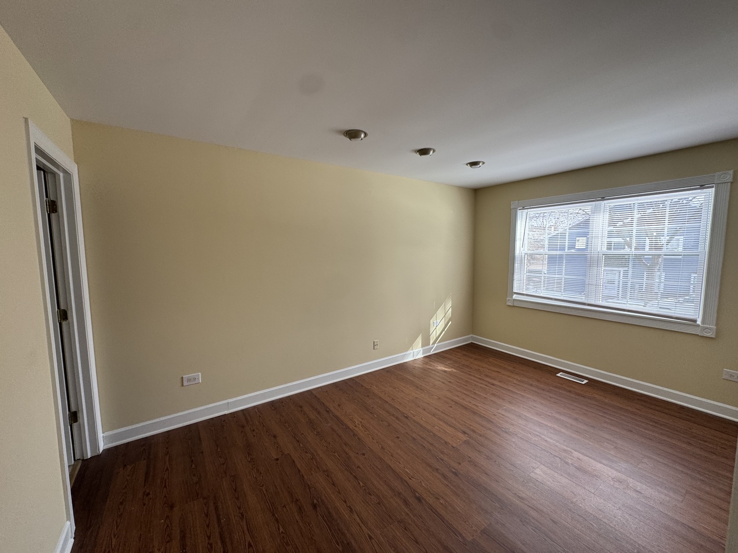 460 N Lake Shore Drive Unit: 460