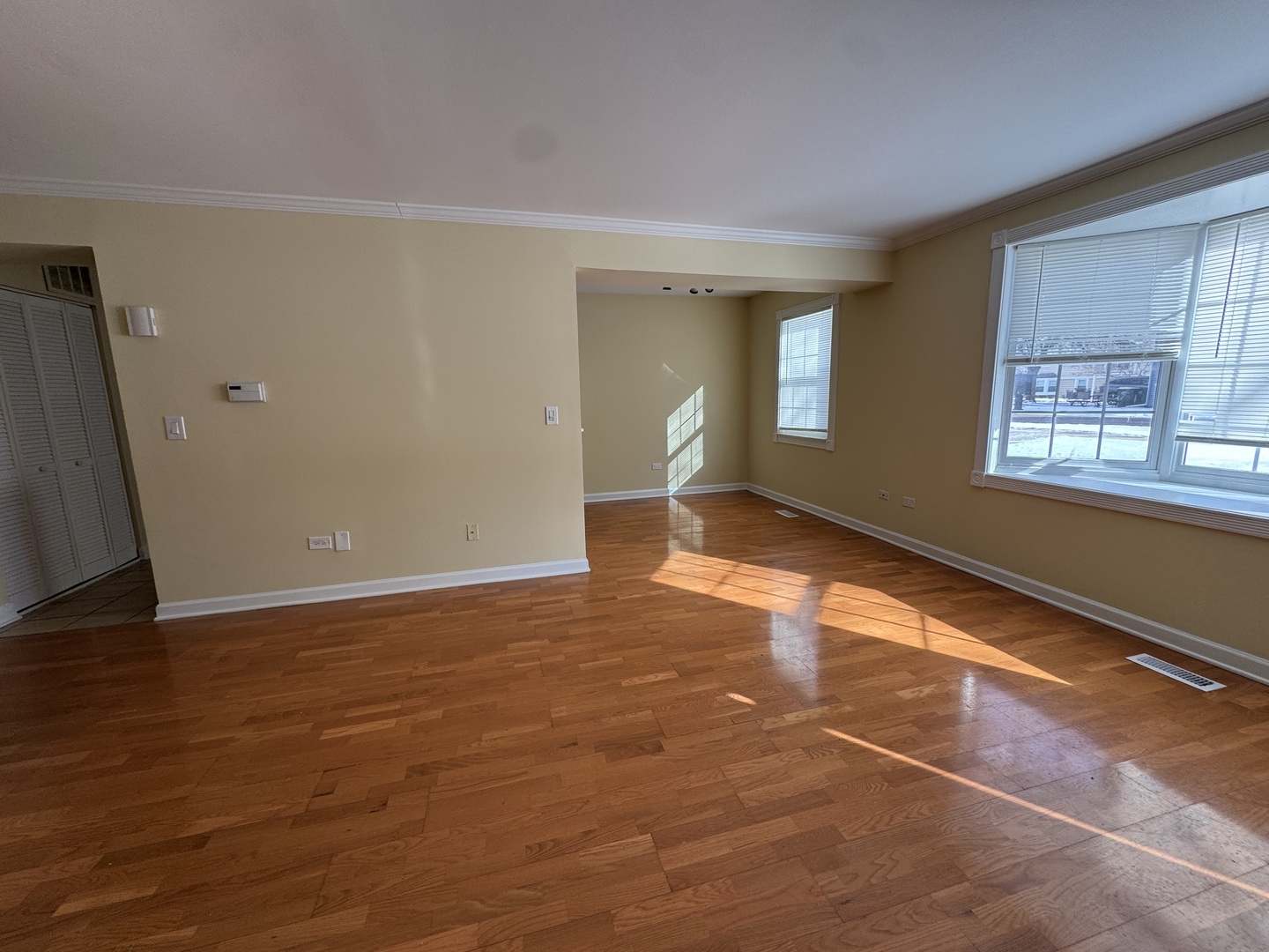 460 N Lake Shore Drive Unit: 460