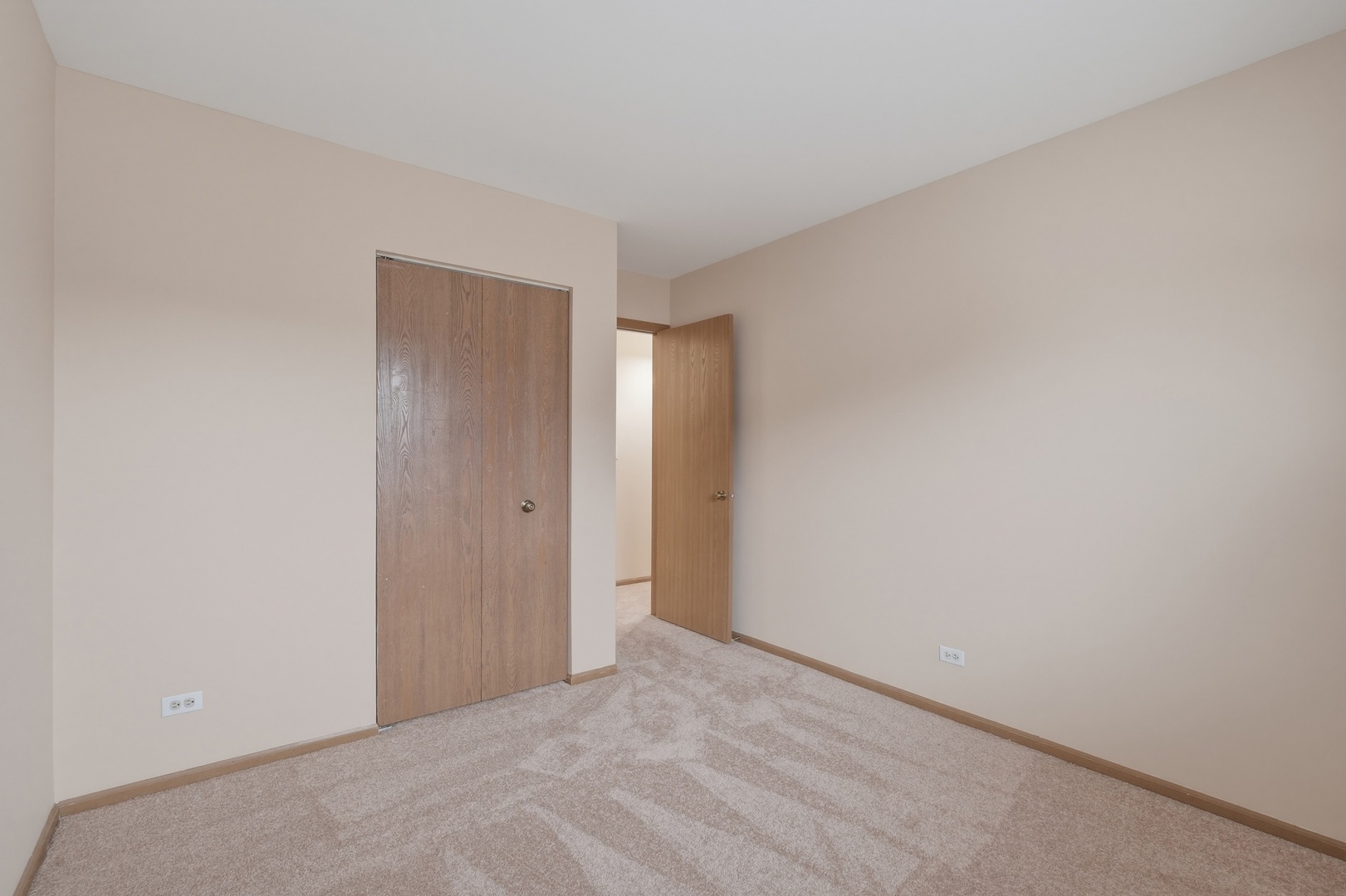 14 S Stonington Drive