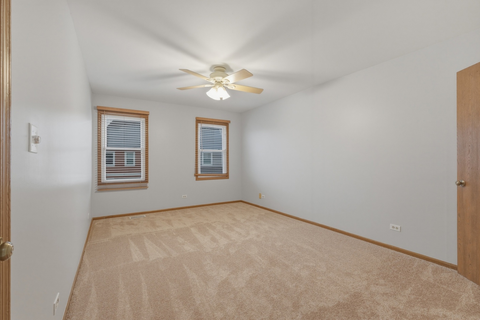 14 S Stonington Drive