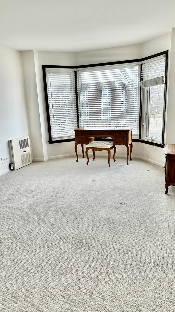 2500 Windsor Mall Unit: 2D