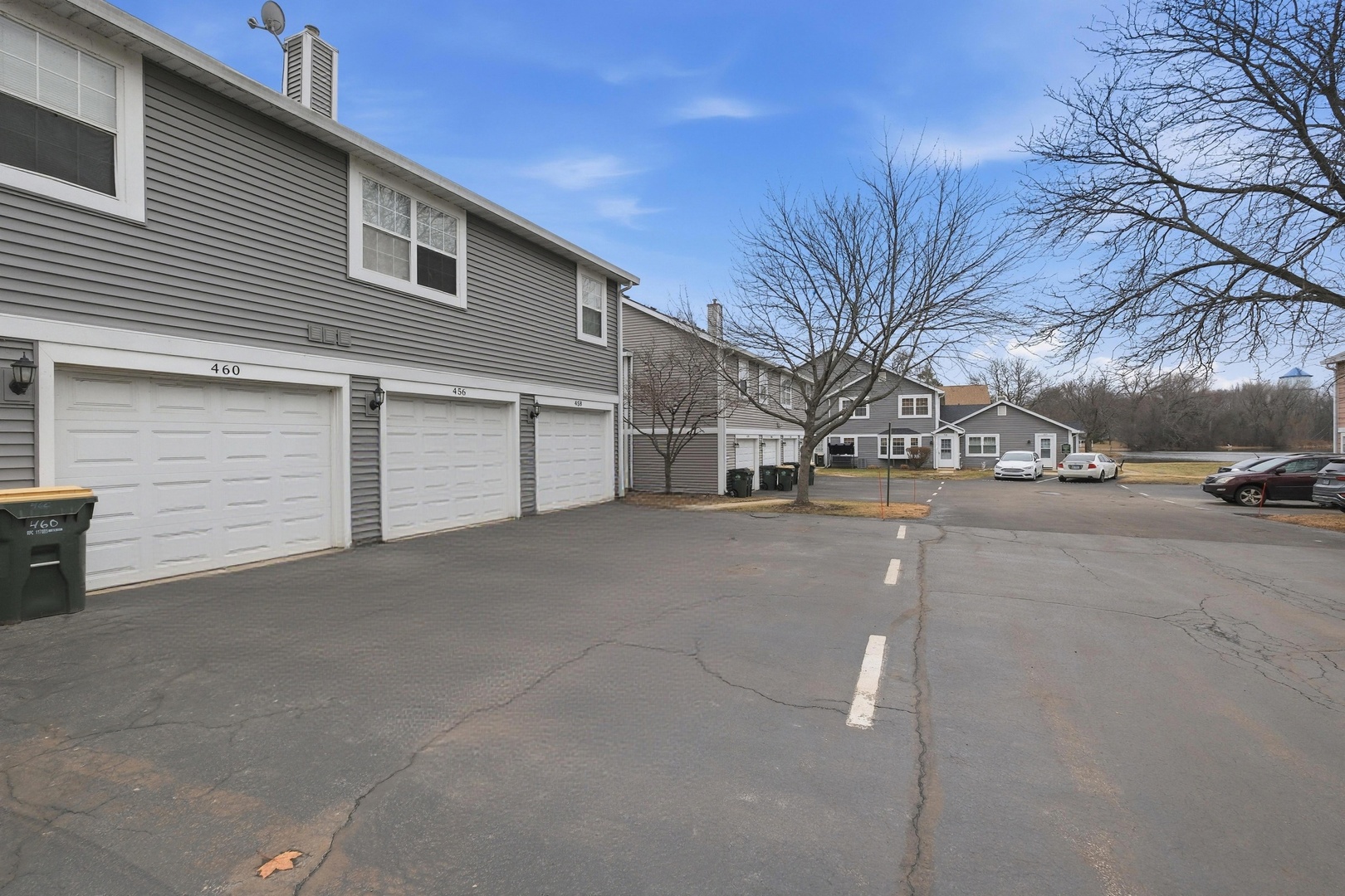 460 N Lake Shore Drive Unit: 460