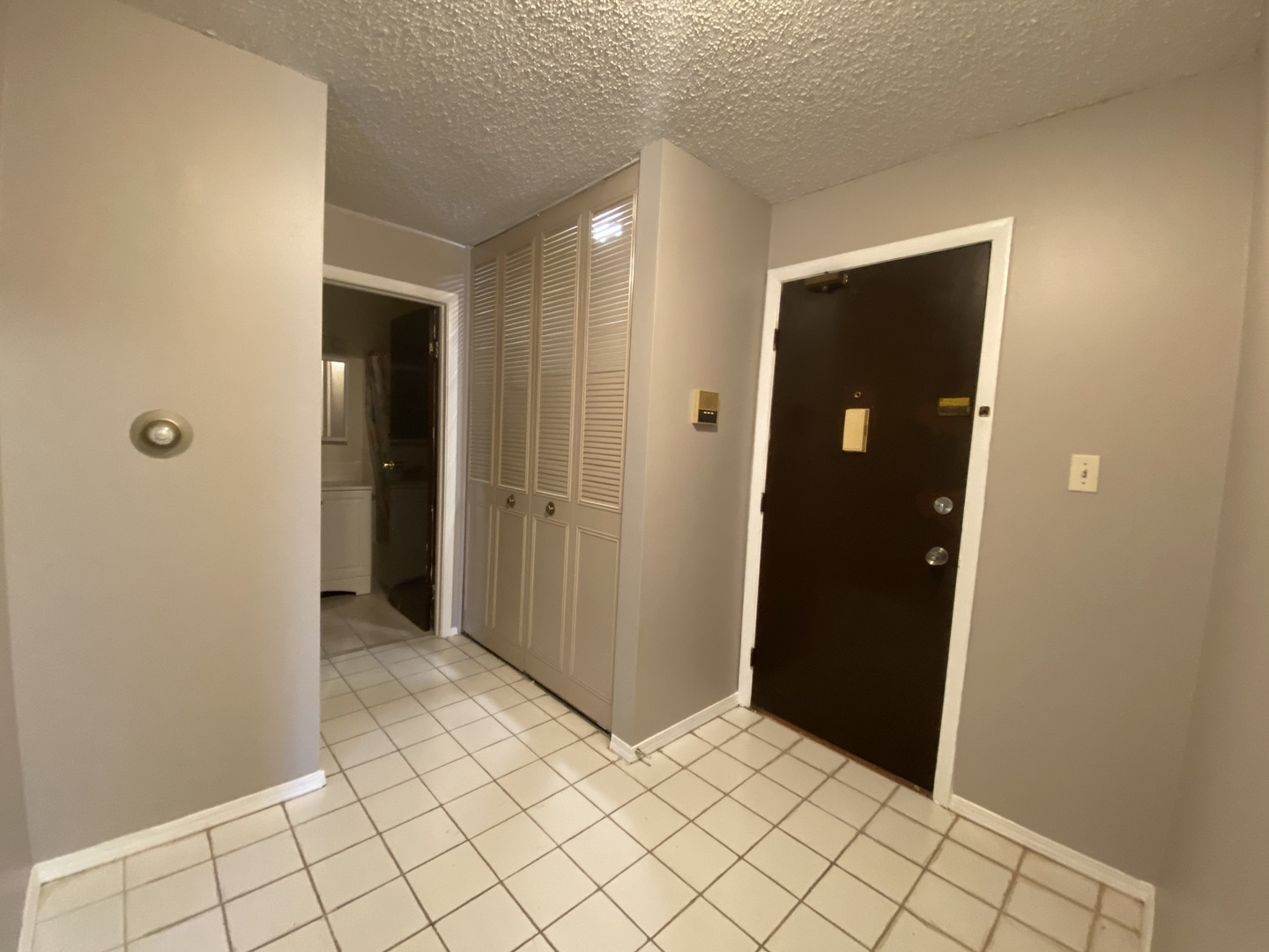 8994 Kennedy Drive Unit: 1B