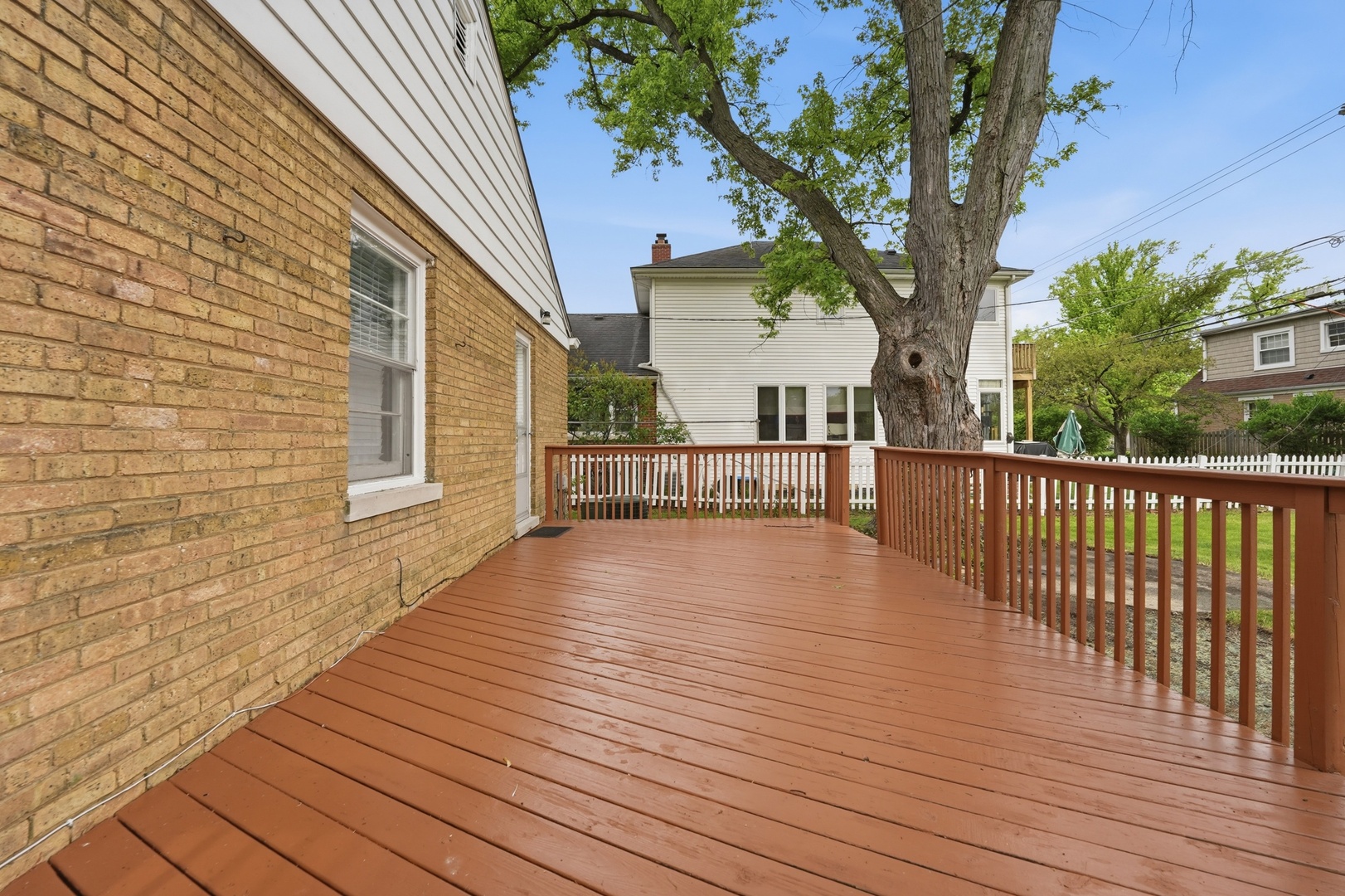 306 W Lonnquist Boulevard