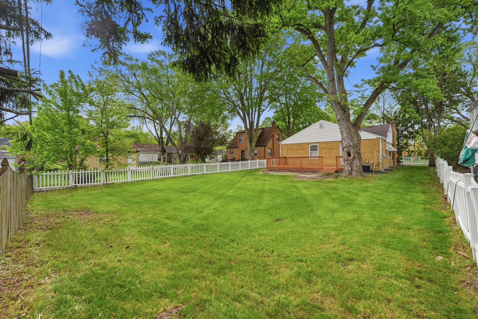 306 W Lonnquist Boulevard