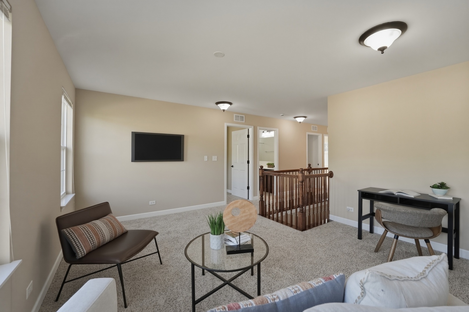 5742 Oak Ridge Way