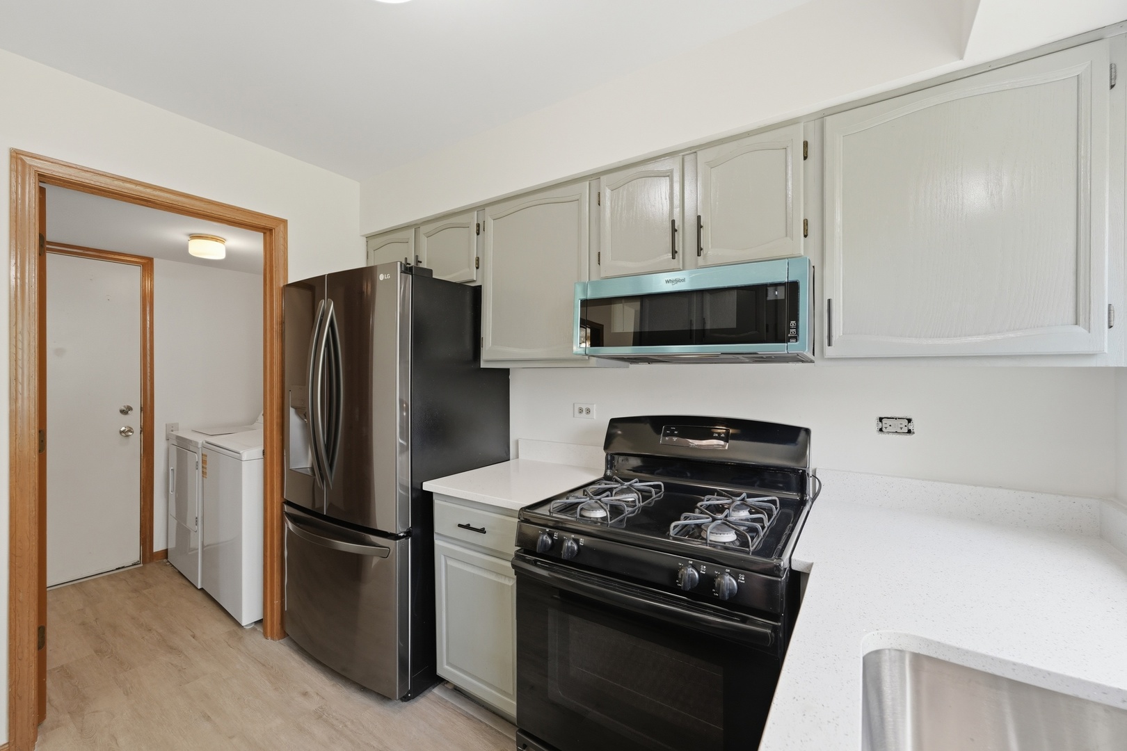 1404 W Sapphire Drive Unit: 1404