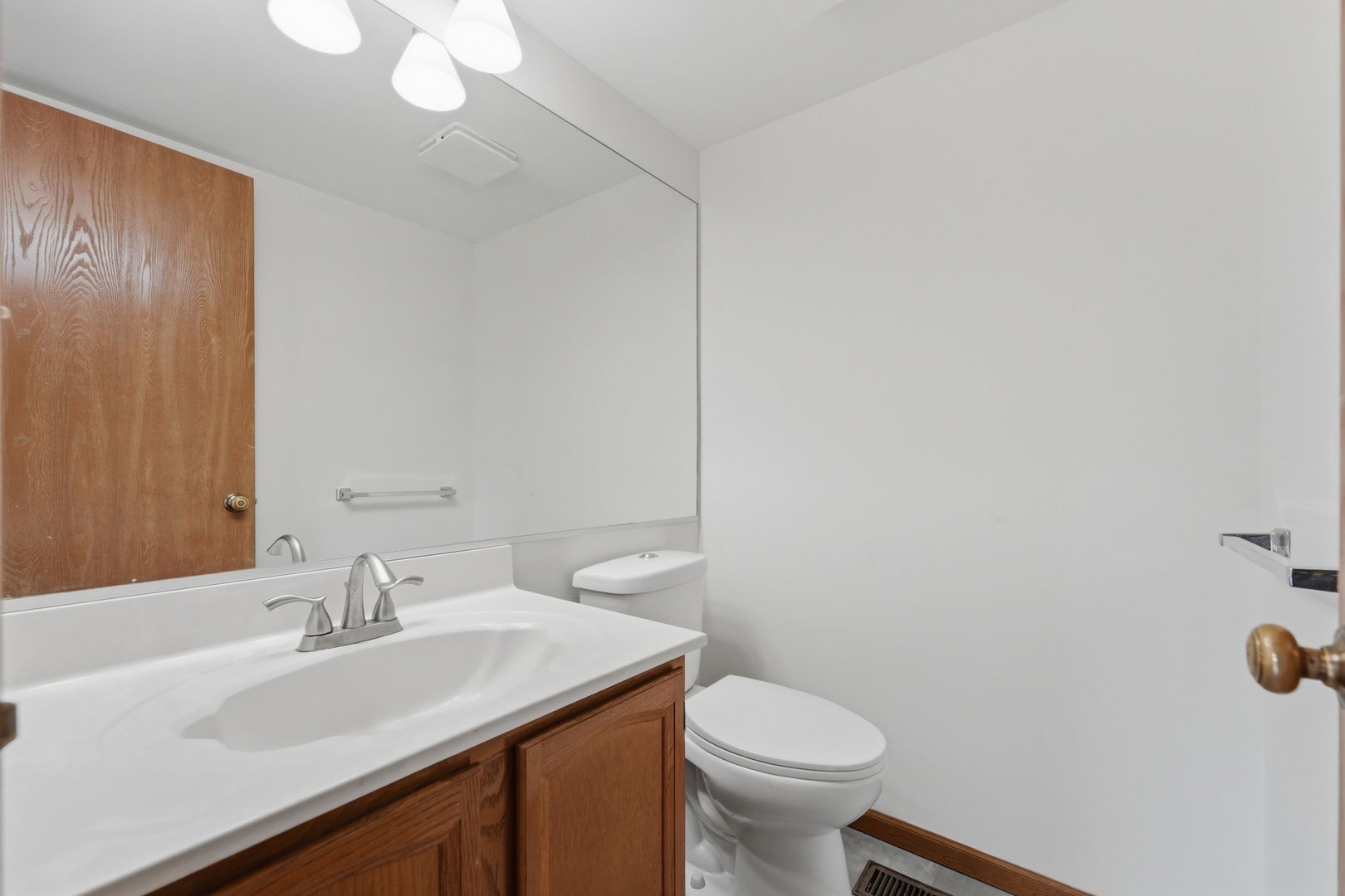 1404 W Sapphire Drive Unit: 1404