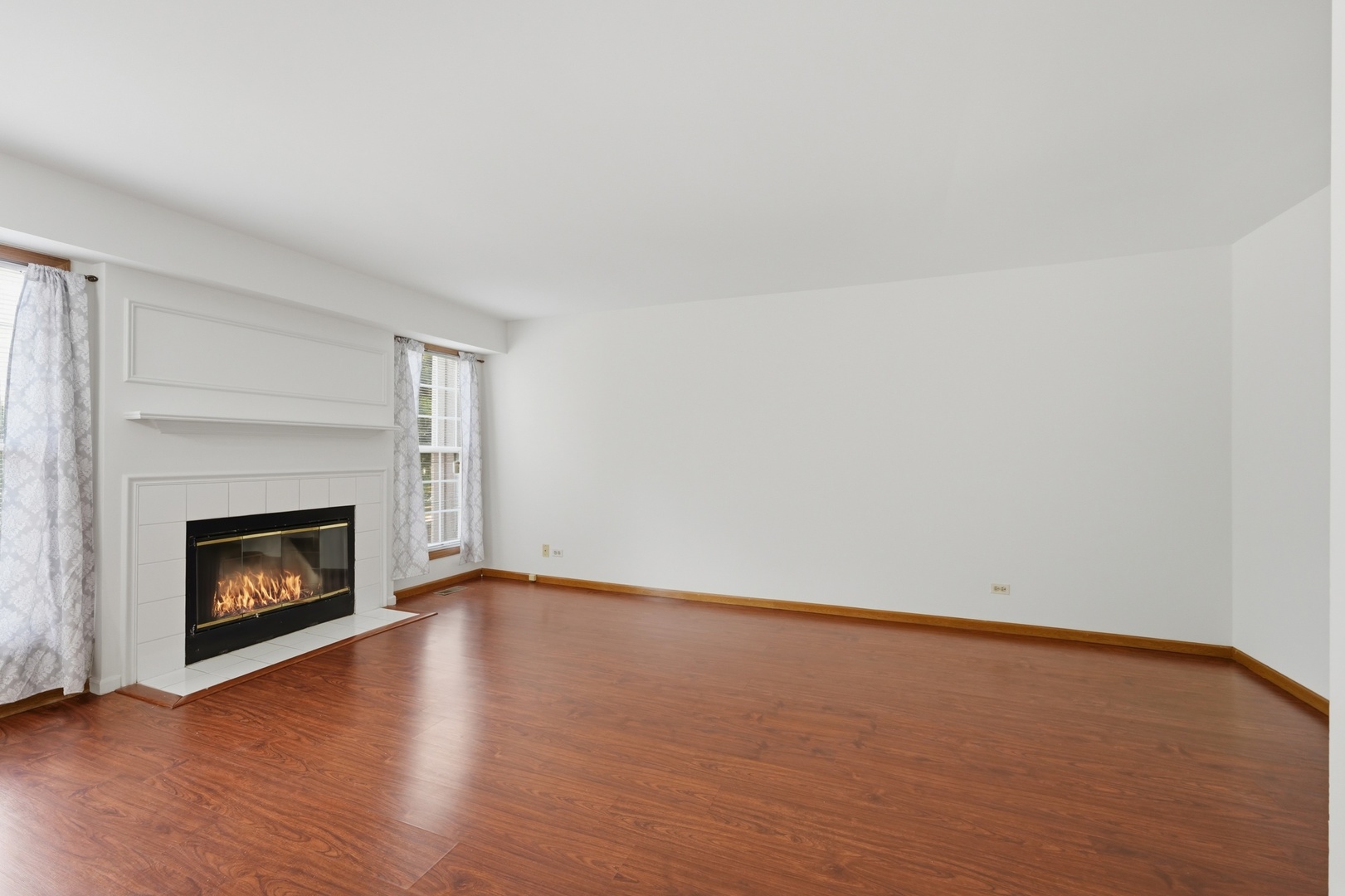 1404 W Sapphire Drive Unit: 1404