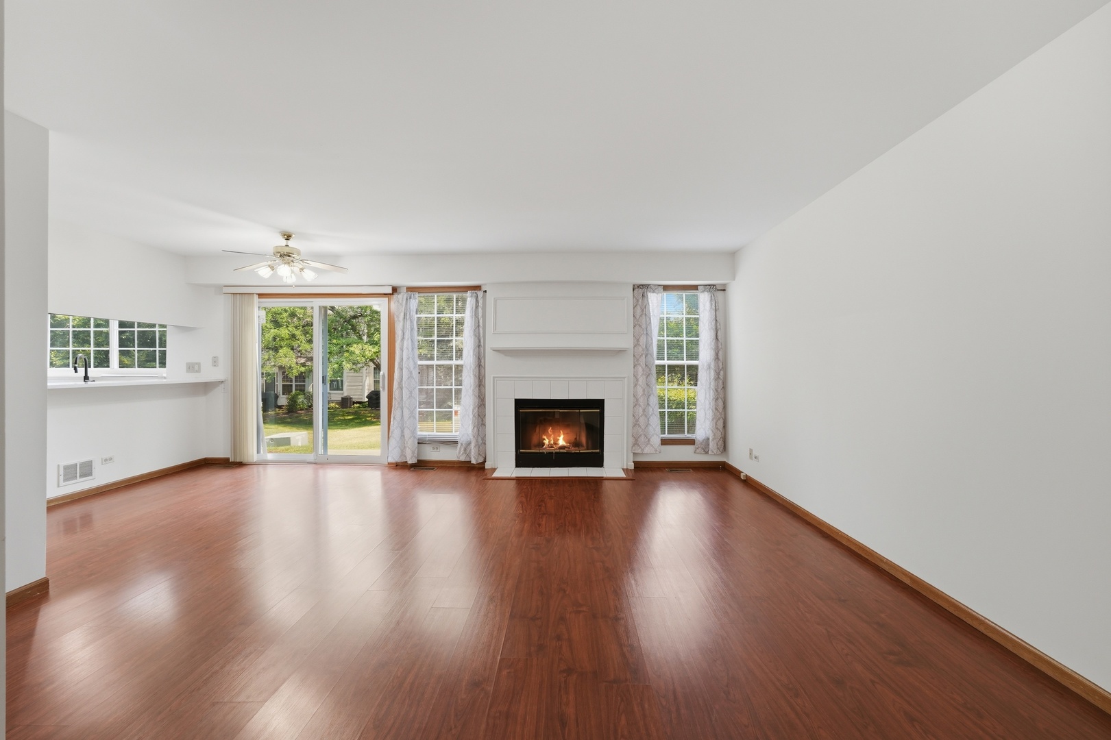 1404 W Sapphire Drive Unit: 1404