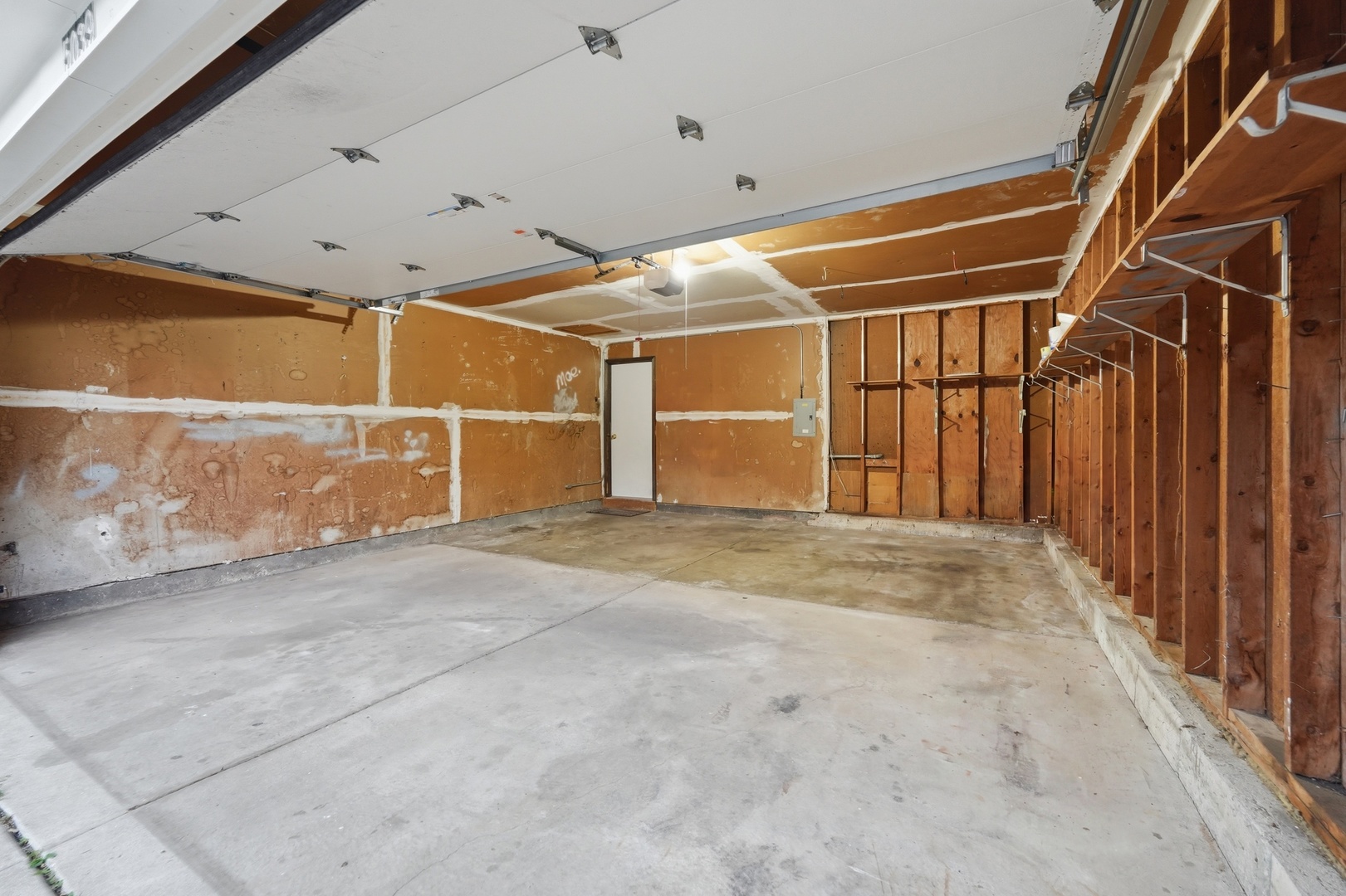 5039 Chambers Drive