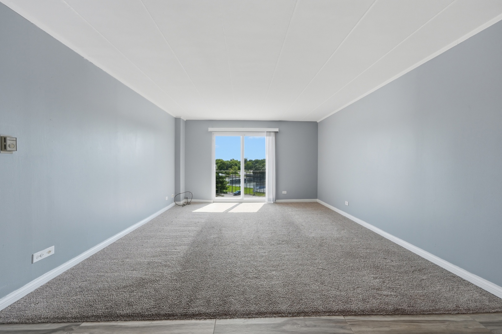 220 S Roselle Road Unit: 524