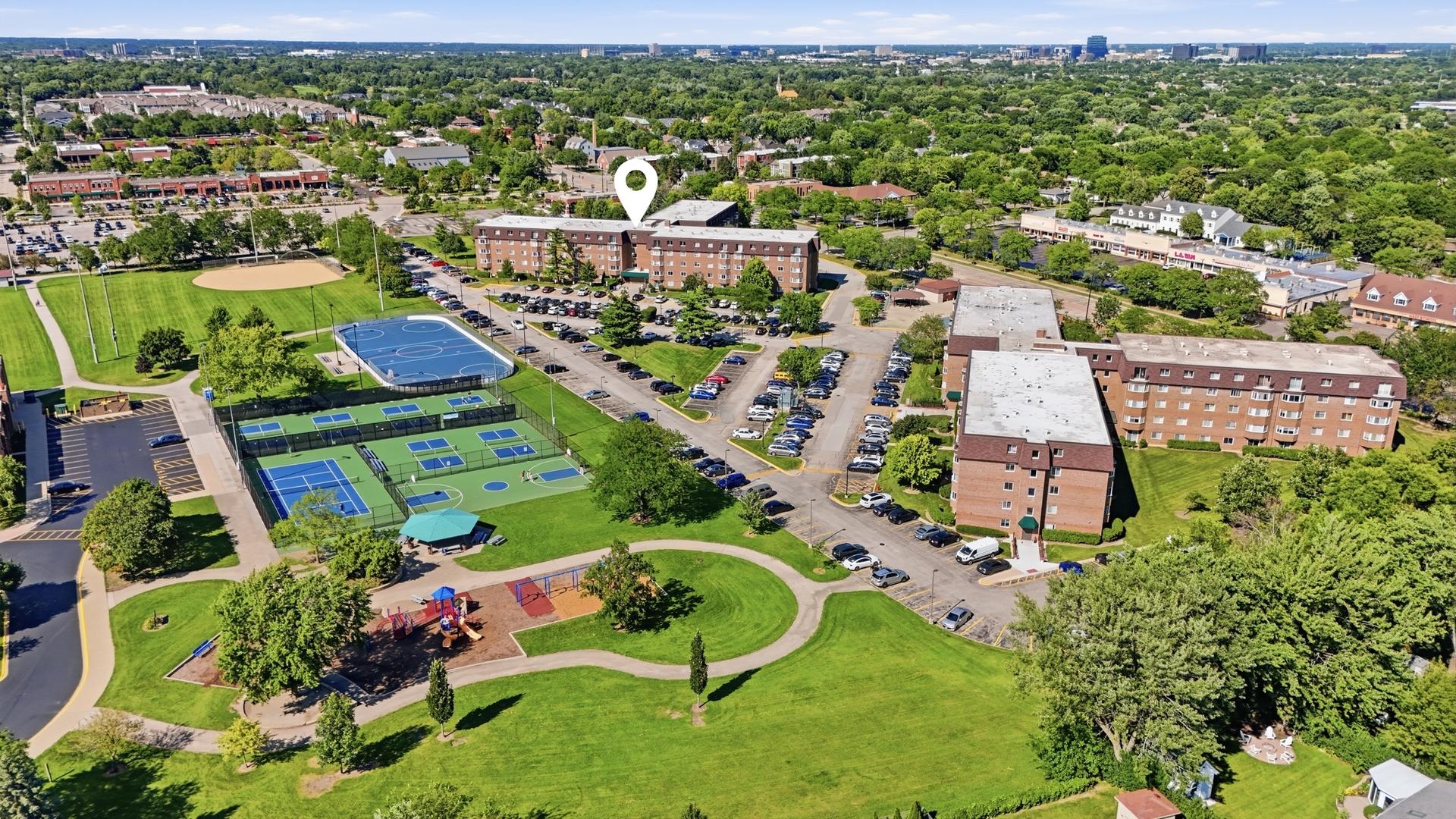 220 S Roselle Road Unit: 524