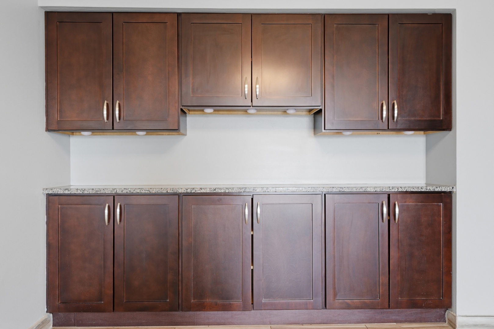 220 S Roselle Road Unit: 524