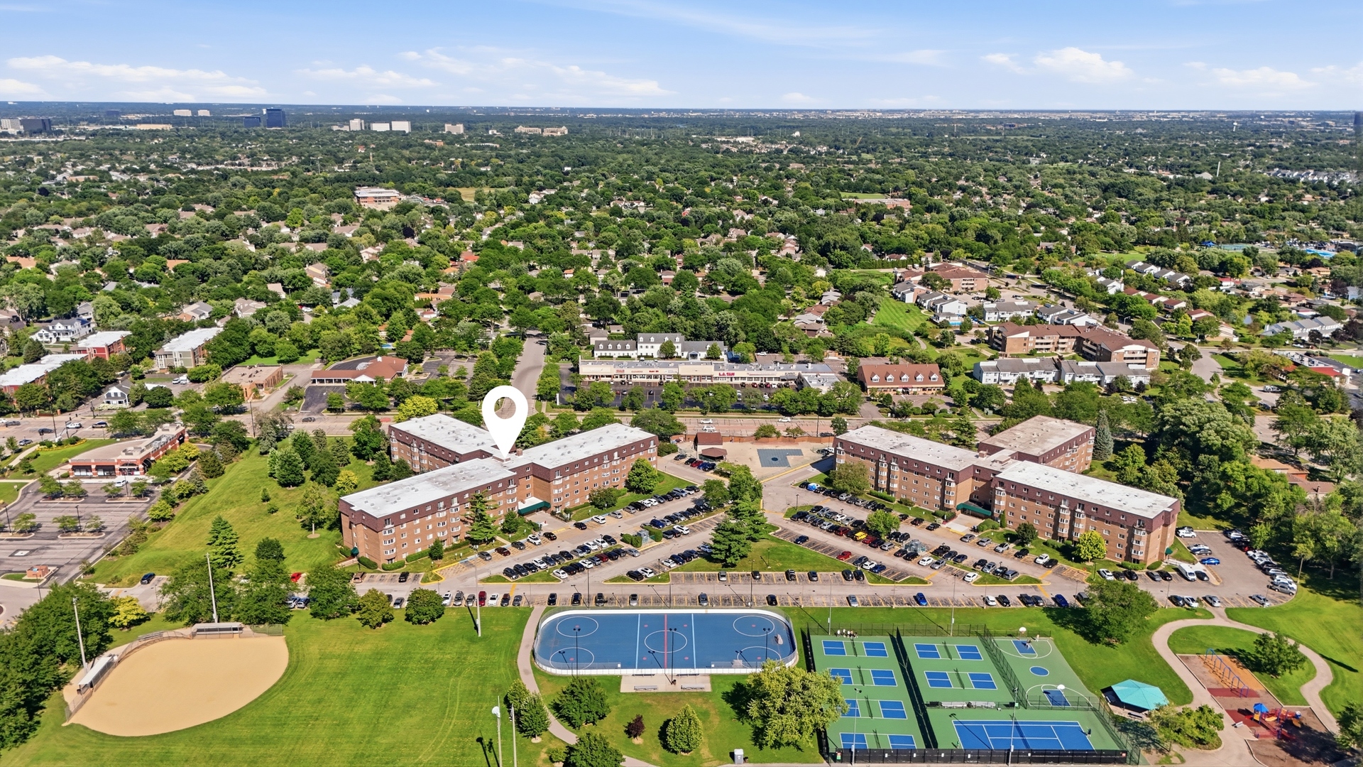 220 S Roselle Road Unit: 524