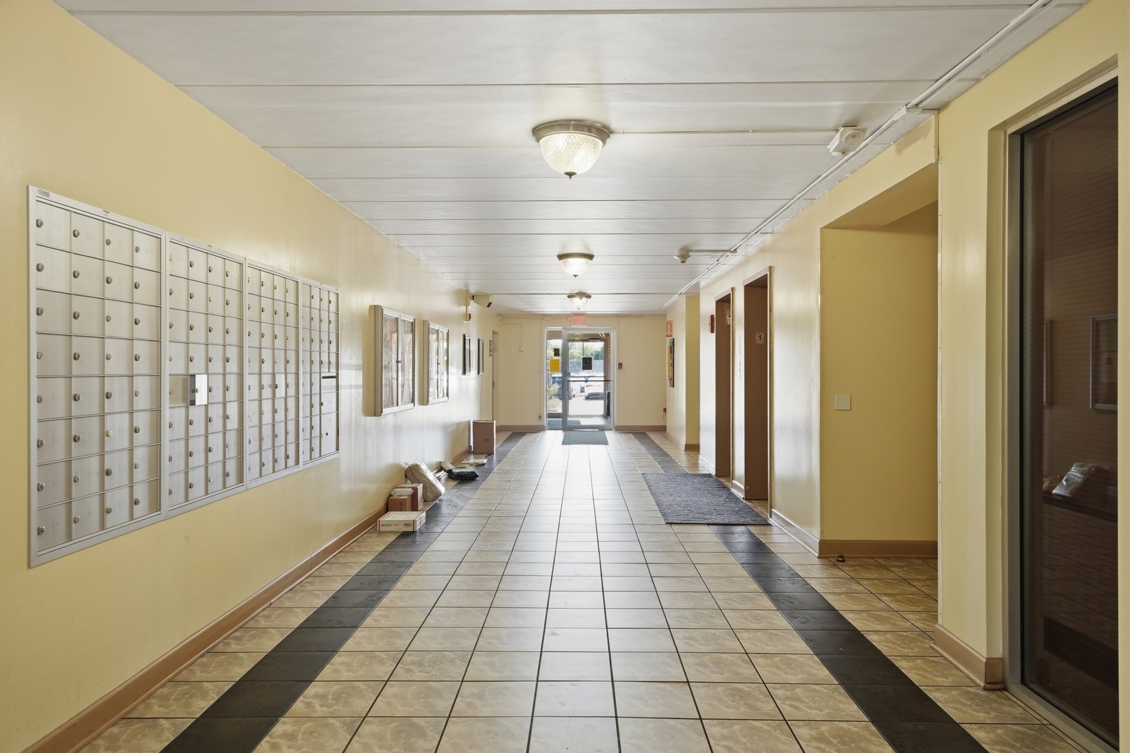 220 S Roselle Road Unit: 524