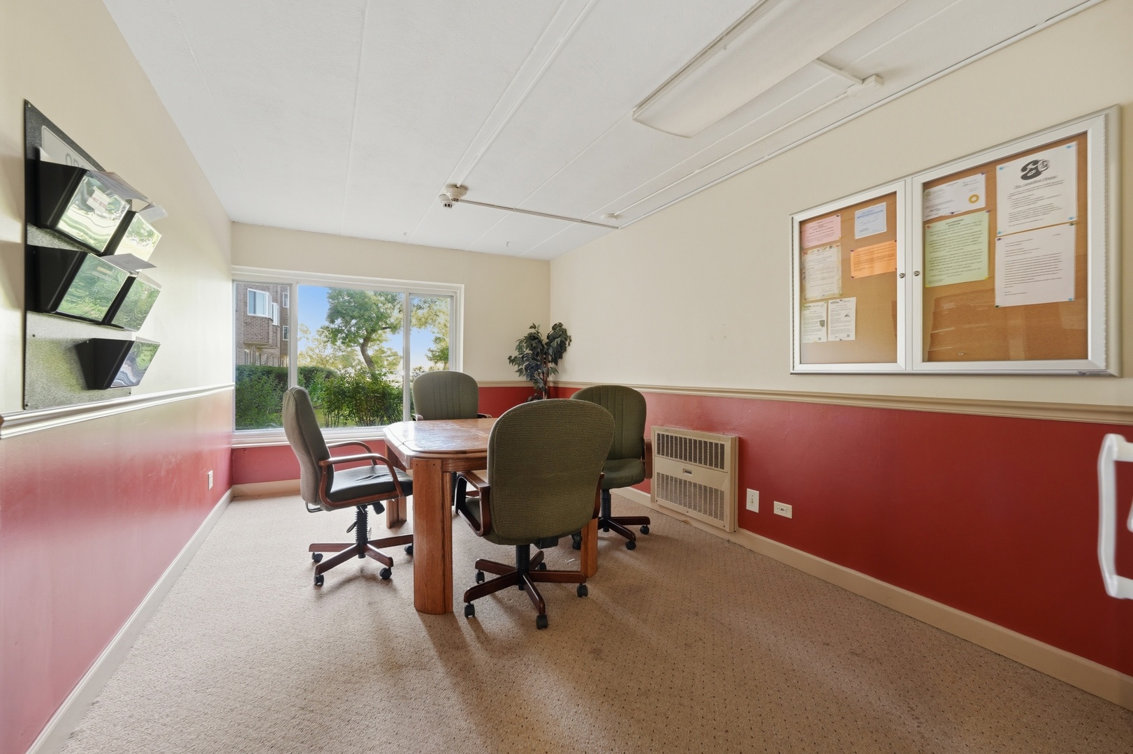 220 S Roselle Road Unit: 524