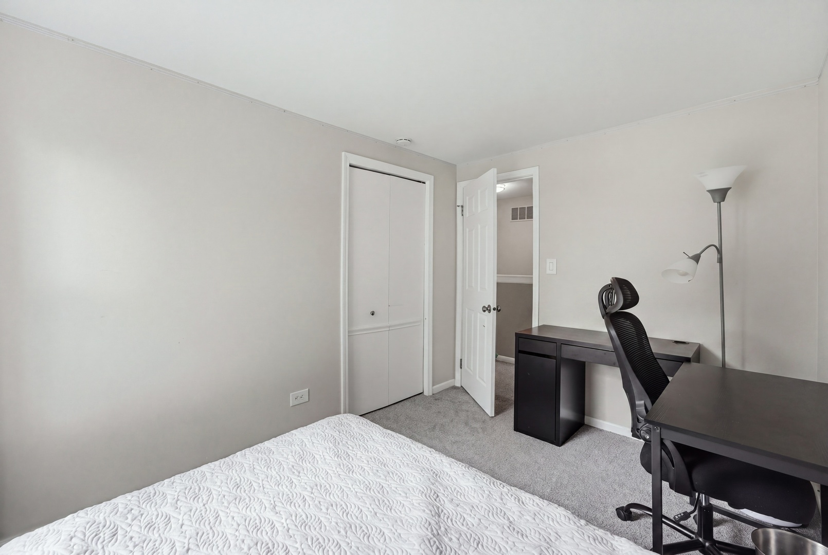 1784 Queensbury Circle Unit: 5714