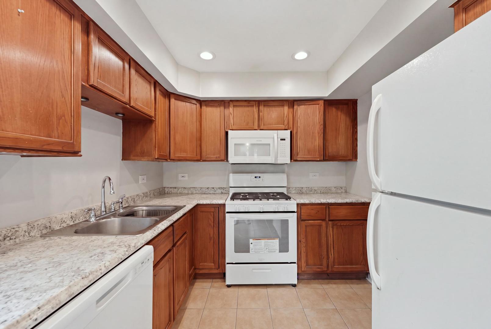 1784 Queensbury Circle Unit: 5714