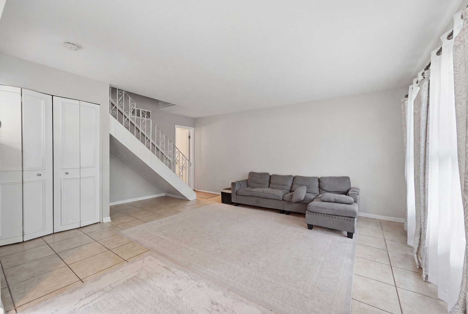 1784 Queensbury Circle Unit: 5714