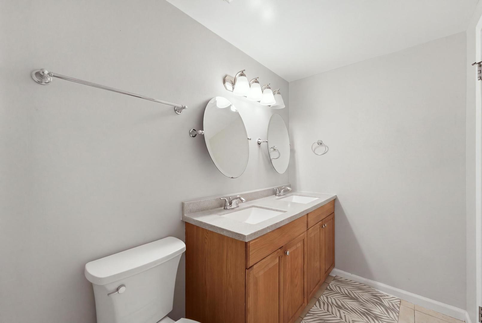 1784 Queensbury Circle Unit: 5714