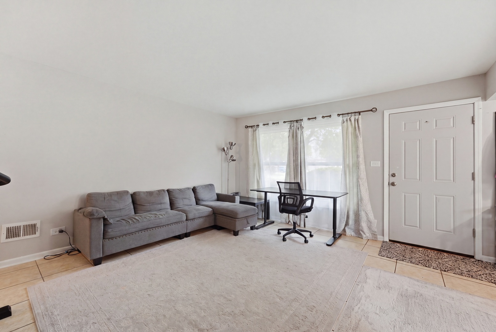 1784 Queensbury Circle Unit: 5714