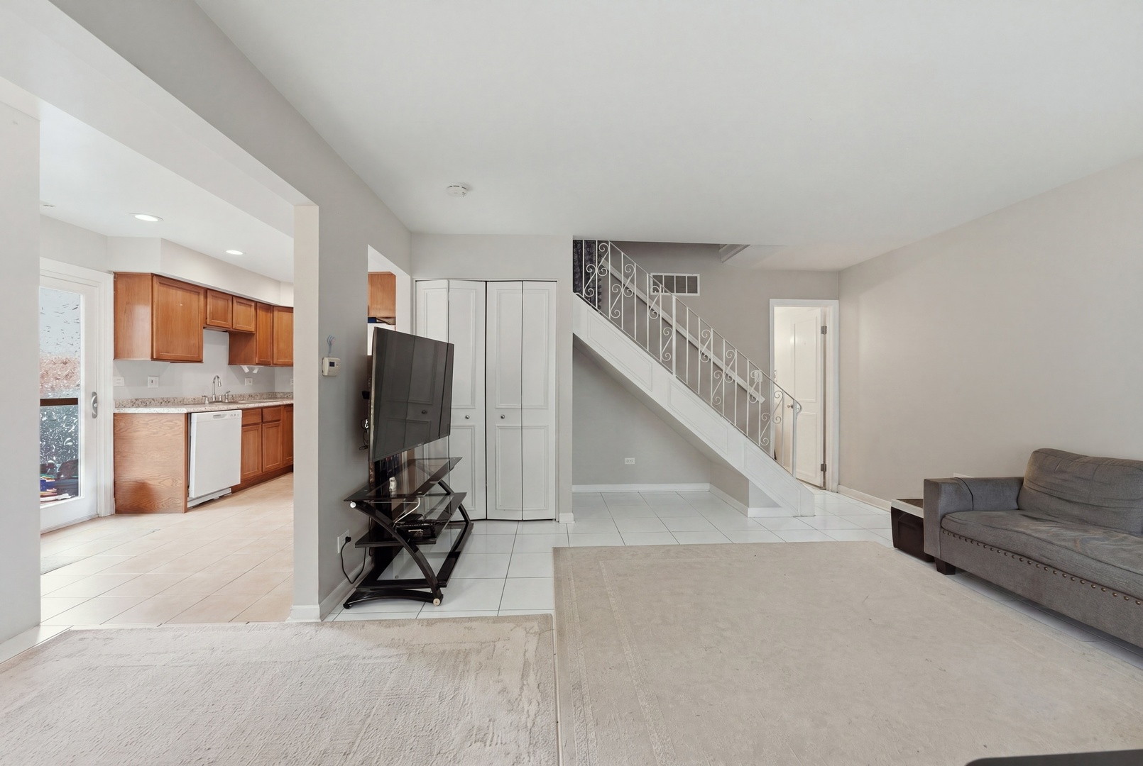 1784 Queensbury Circle Unit: 5714