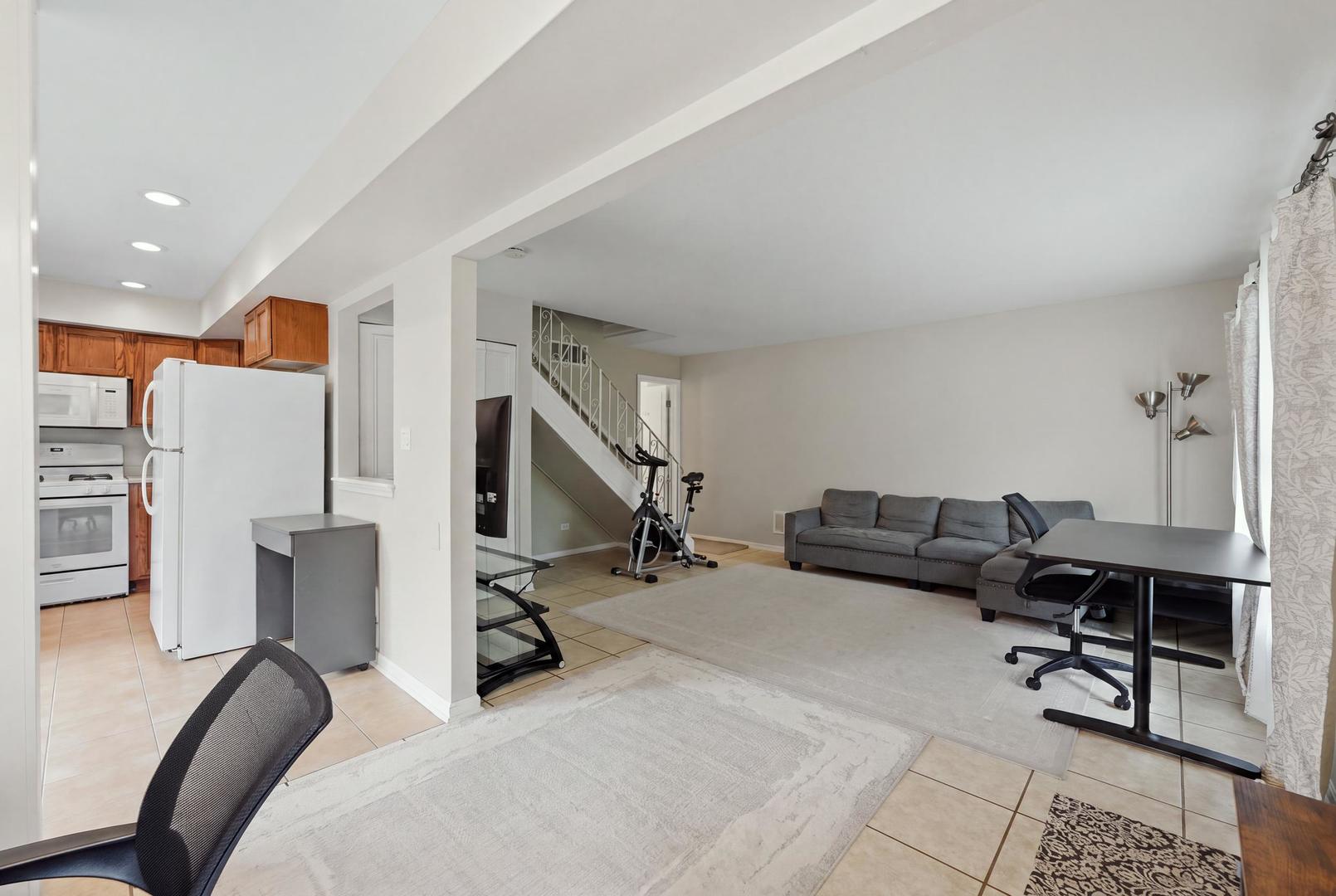 1784 Queensbury Circle Unit: 5714