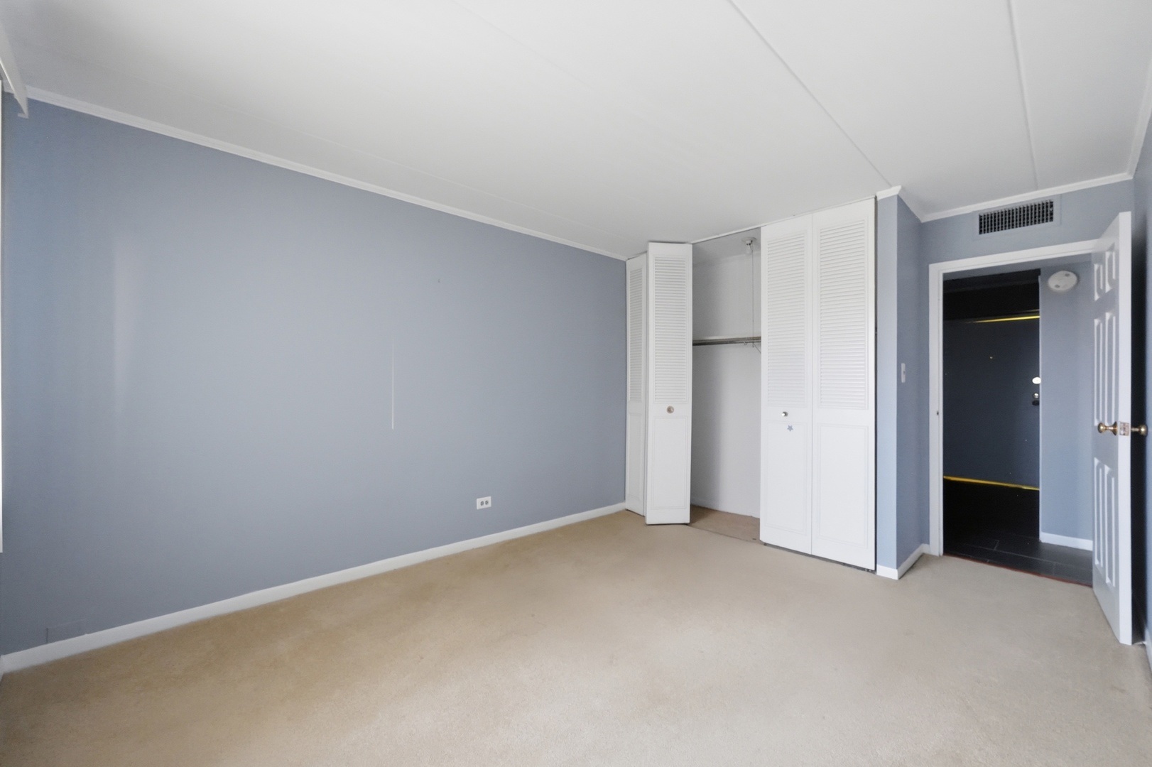 300 S Roselle Road Unit: 522