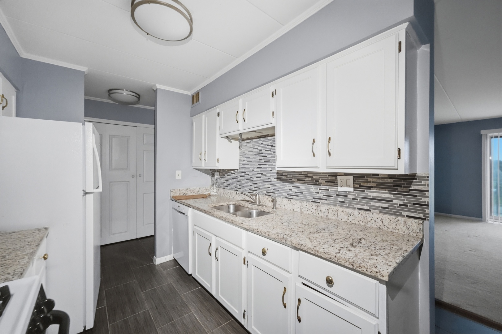 300 S Roselle Road Unit: 522