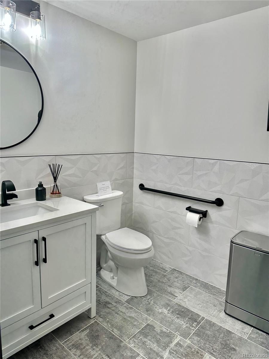 11172 Huron Street Unit: 22