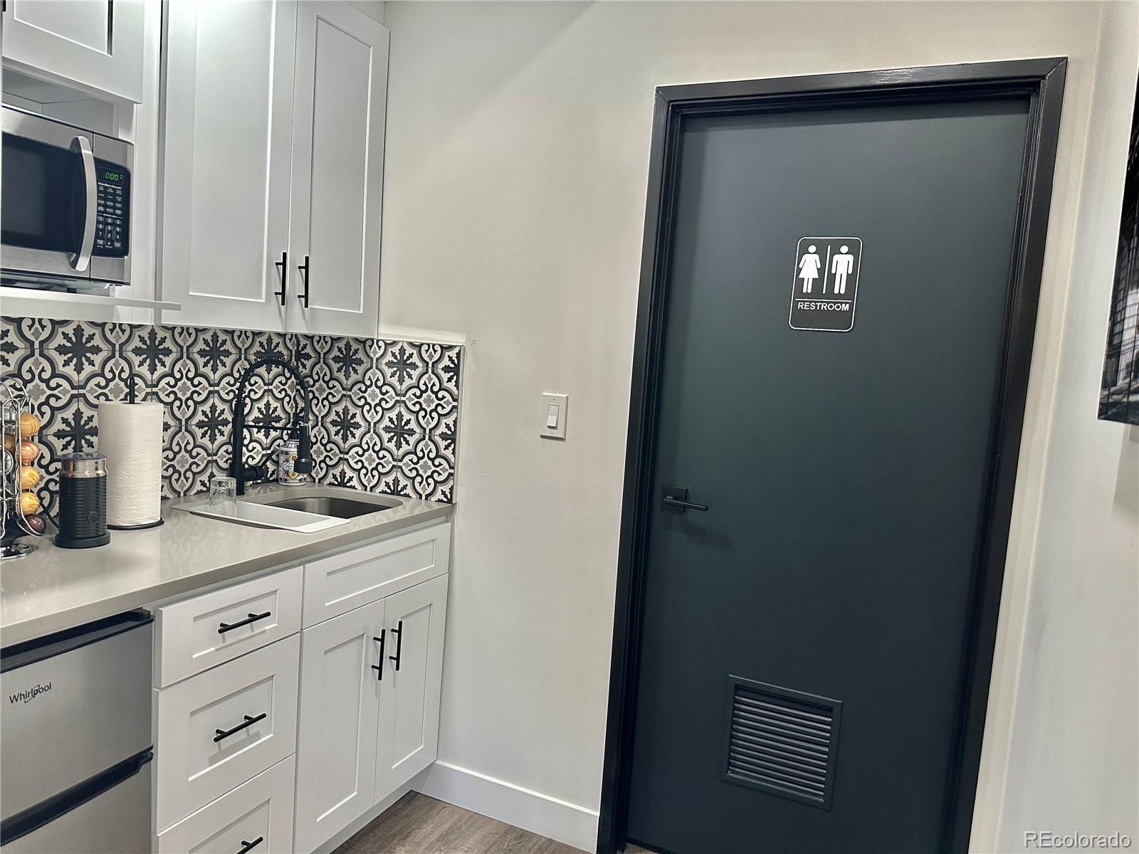 11172 Huron Street Unit: 22