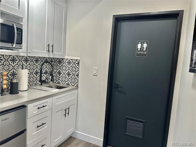 11172 Huron Street Unit: 22