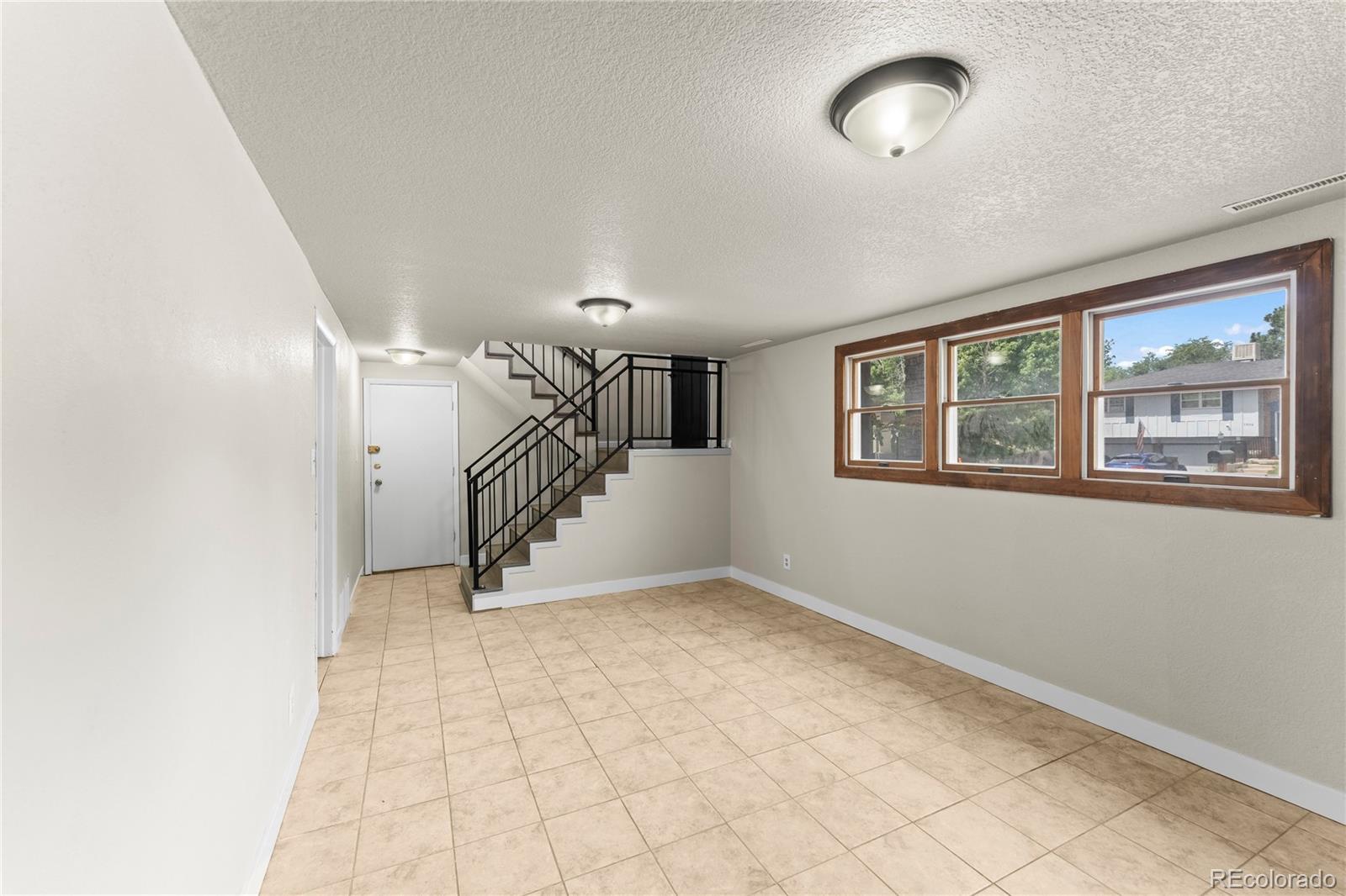 1505 Mckay Way