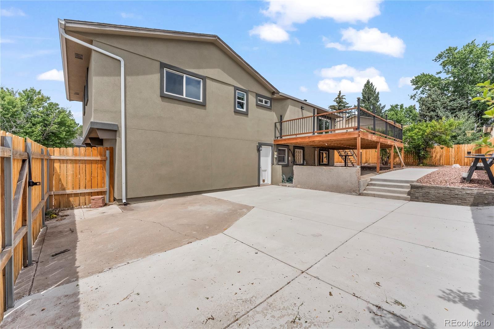 1505 Mckay Way