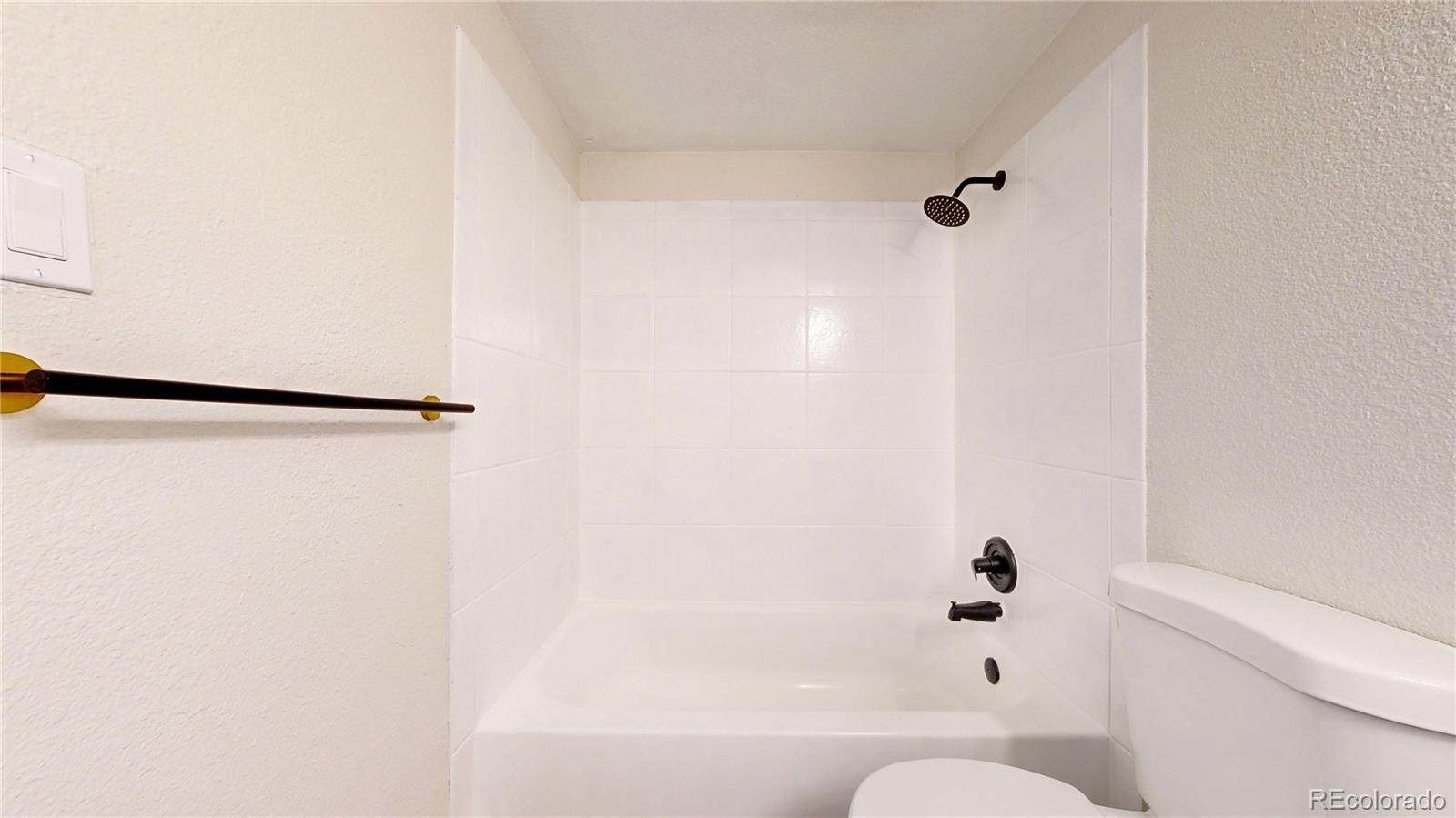 19630 Victorian Drive Unit: A2