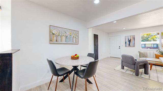 367 S Queen Circle