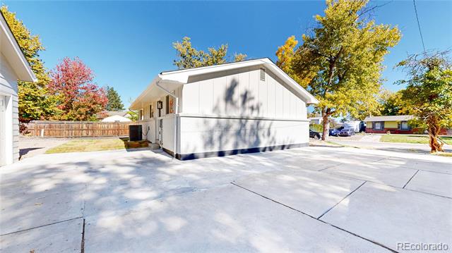 367 S Queen Circle