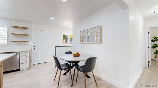 367 S Queen Circle