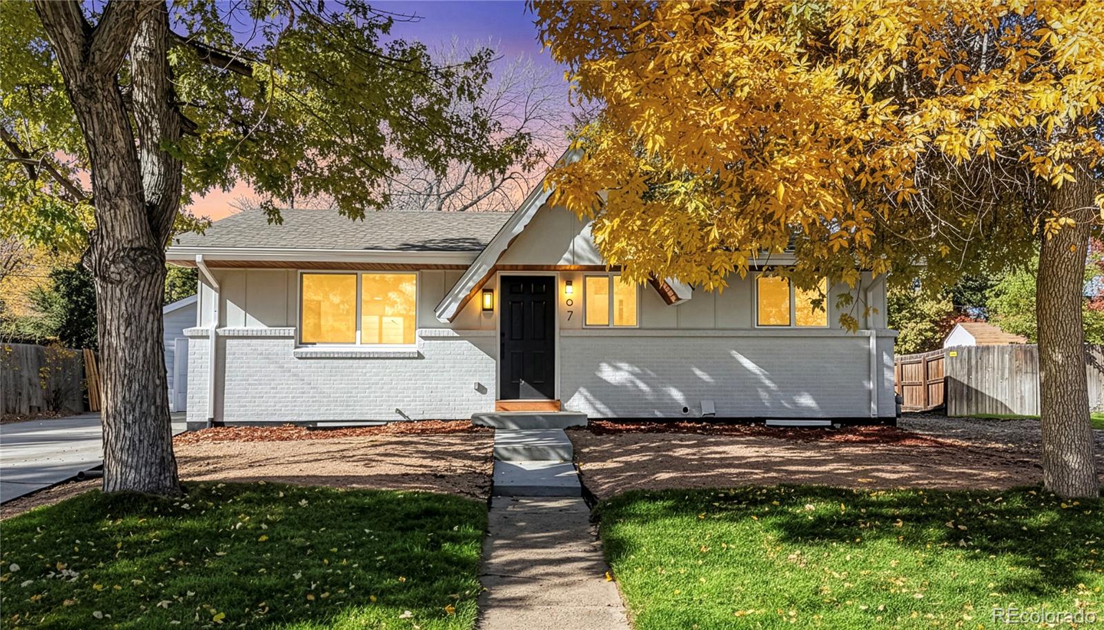 367 S Queen Circle