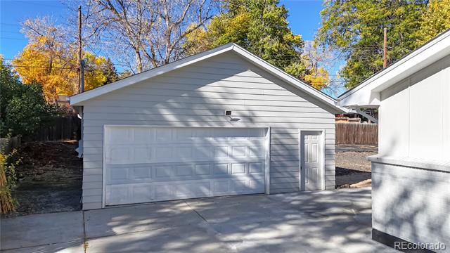 367 S Queen Circle