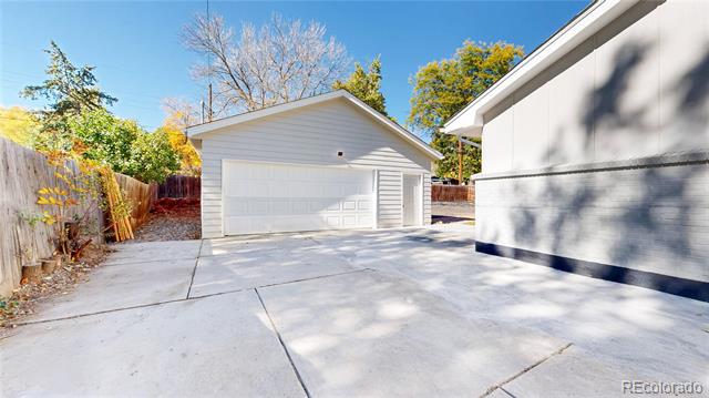 367 S Queen Circle