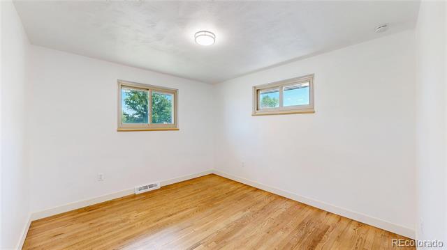 235 N 12th Avenue