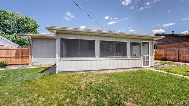 235 N 12th Avenue
