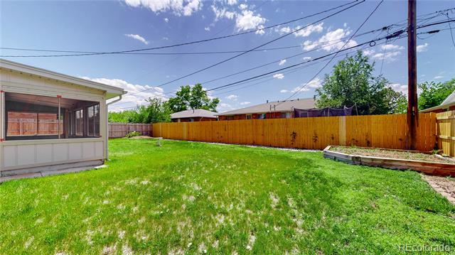 235 N 12th Avenue