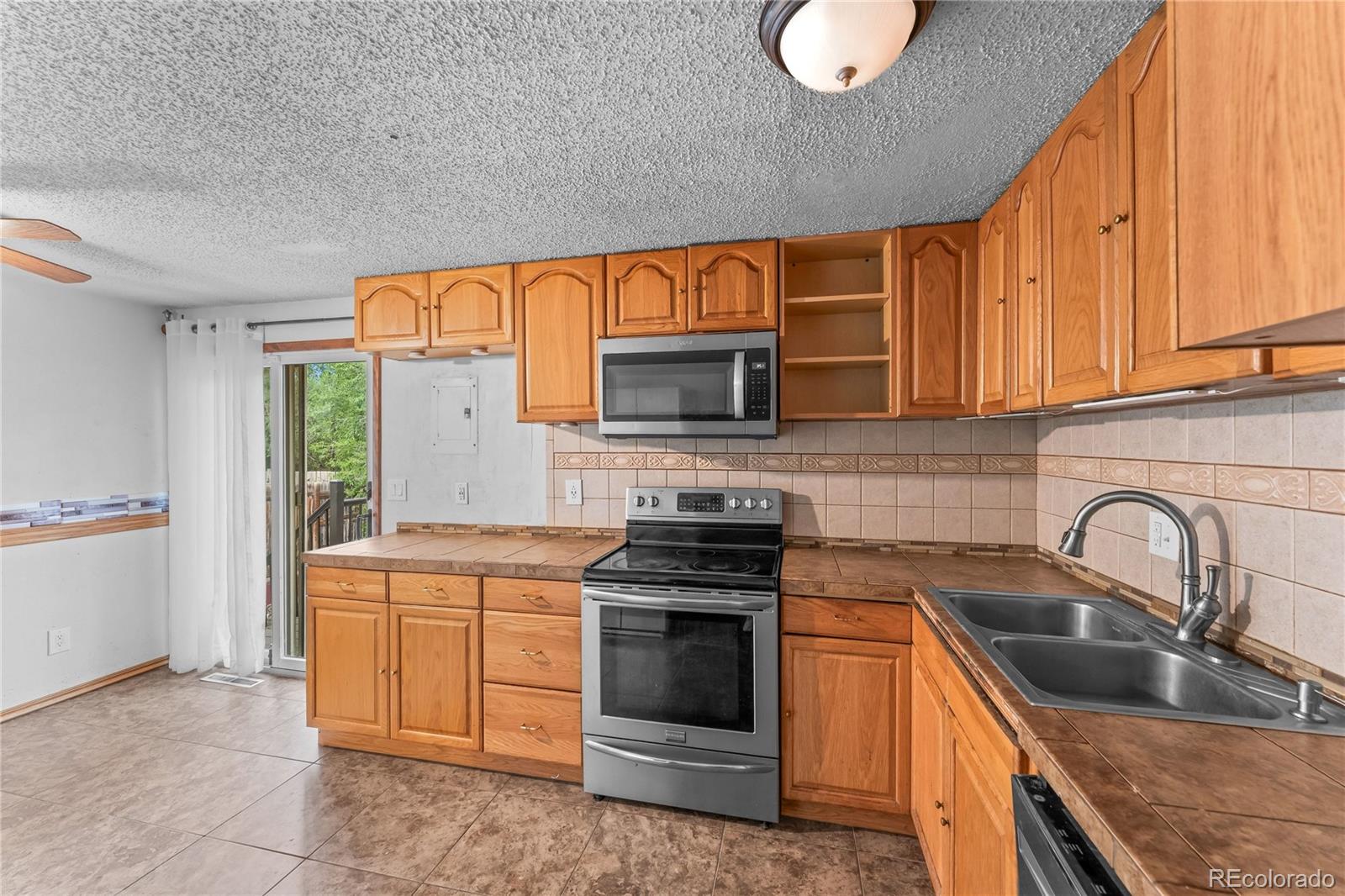 1435 Peterson Road