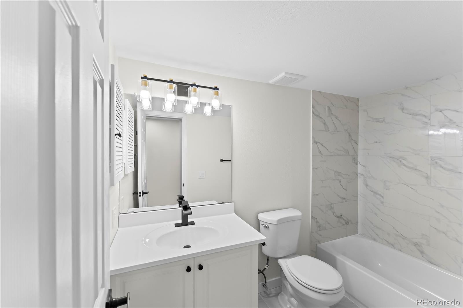 14602 E 2nd Avenue Unit: 108C