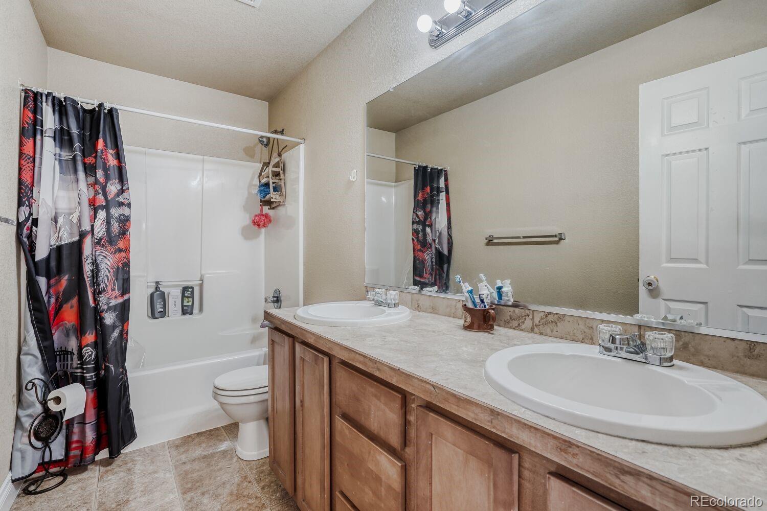 2213 Saddle Back Court